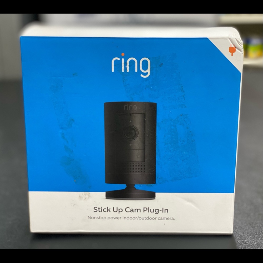 Ring - stick up cam plug in
